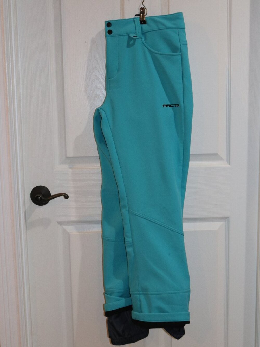 Women's Arctix Outdoor cold weather lined pants. Large. Teal.